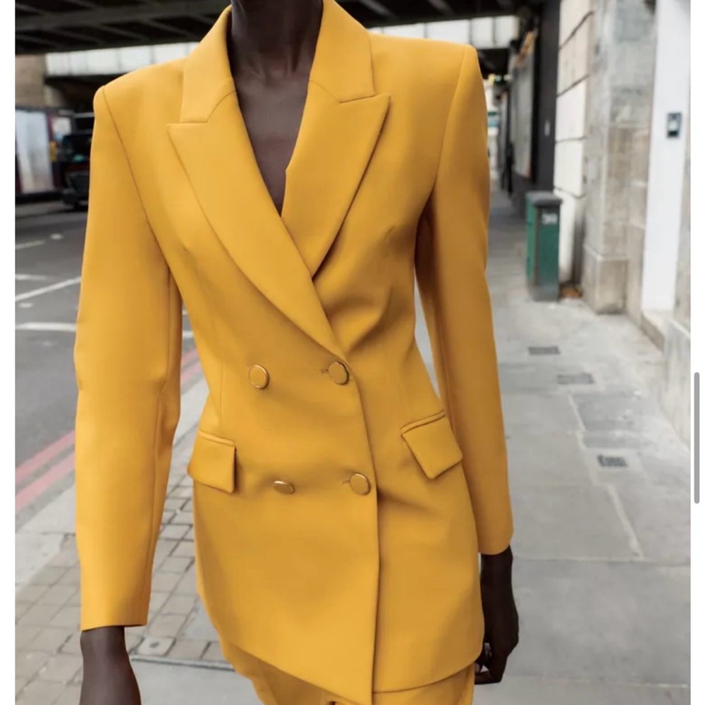 SET DOUBLE BREASTED BLAZER WITH SHOULDER PADS AND PANTS. - Picture 6 of 11